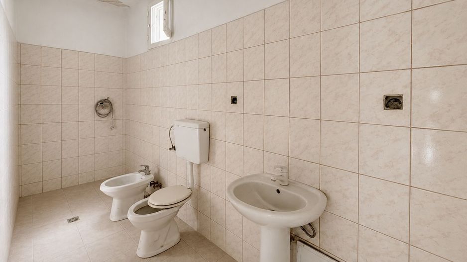 Casă din cărămidă, 6 camere, zona Pârneava, str. Eftimie Murgu - Poză 10