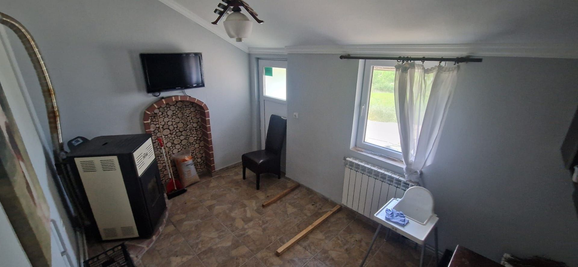 Casa tip duplex 60 mp/ 435 mp teren + anexa Aroneanu 85000 euro - Poză 6