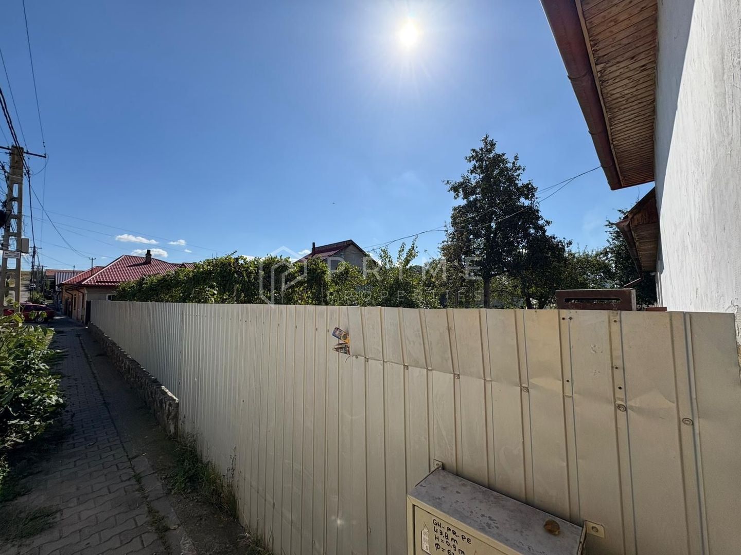 Casă familială pe un teren generos de 1.400 m² – Cristesti - Poză 3