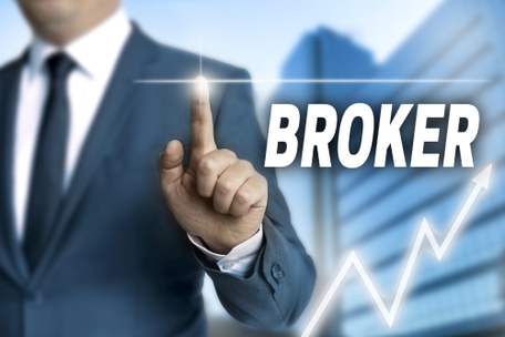 
    
    
    Servicii de intermediere \  Brokerage services
  
  
  