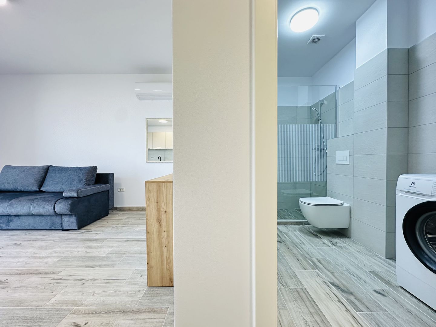 Oferta Rezervata - Apartament Nou & Modern | Studio 30 m | Terasa&Parcare - Poză 3