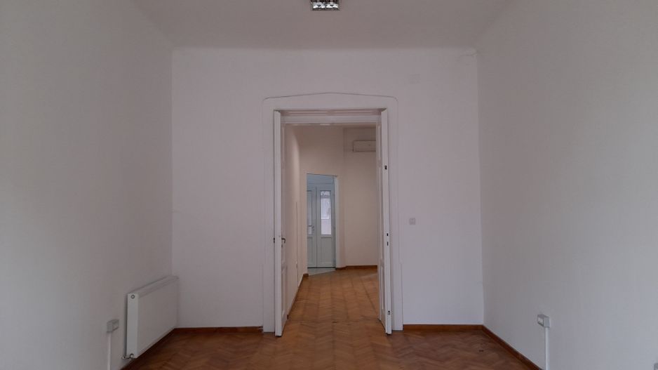 Spatiu birou de inchiriat, situat pe str.I.Vulcan, Oradea - Poză 6