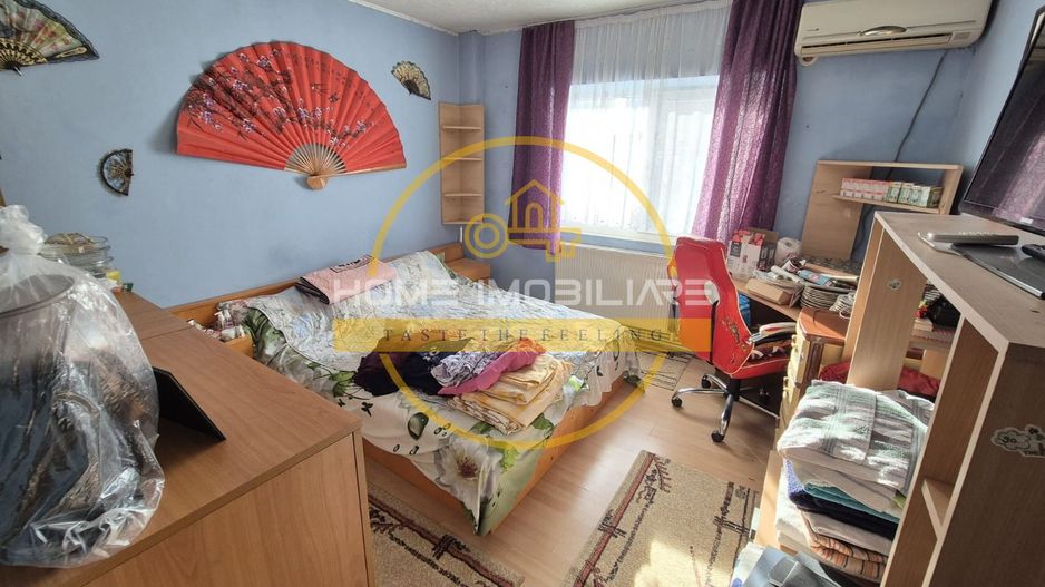 Etaj 2 Apartament 3 Camere Decomandat Pizza Nico - Poză 3