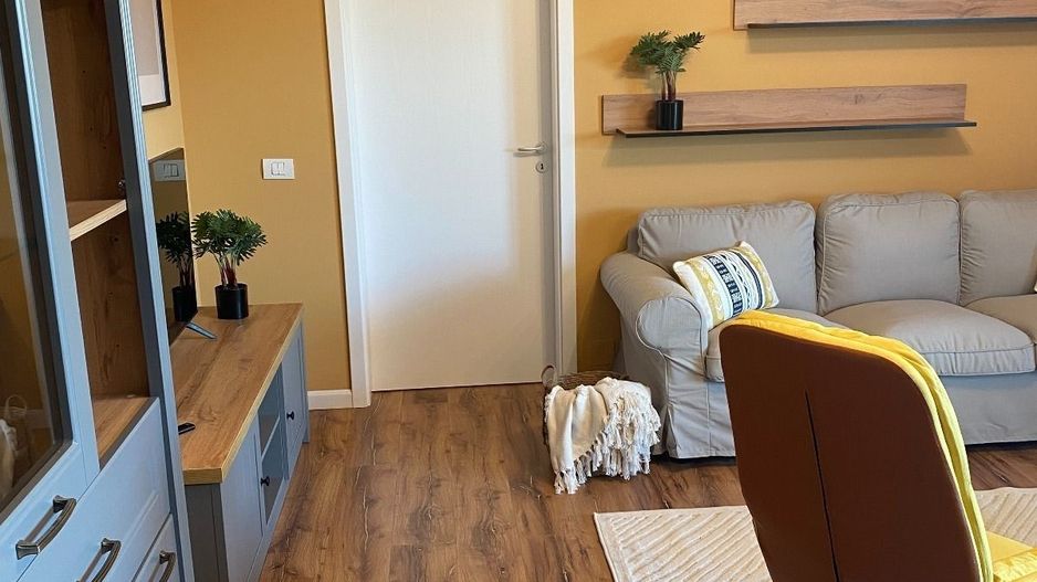 APARTAMENT  CU 2 CAMERE LANGA SPITALUL JUDETEAN - Poză 12