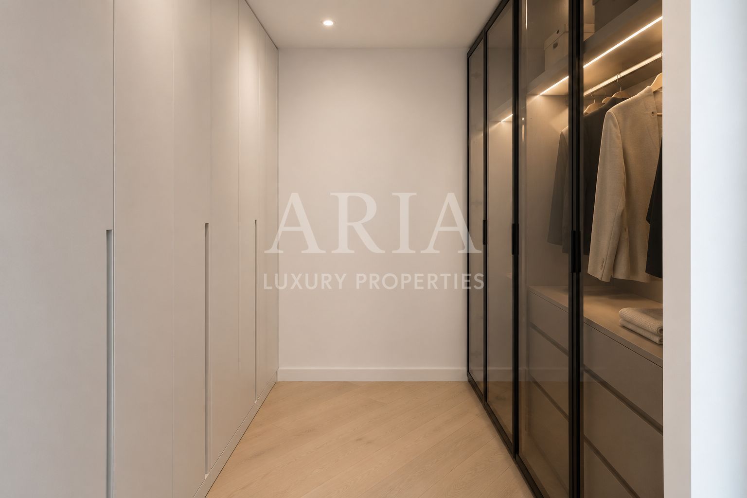 APARTAMENT 4 CAMERE FIRST RENT - Poză 8