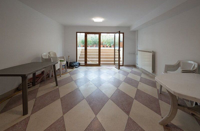 Vila cu 750 mp utili si teren de 1.480 mp in Erou Iancu Nicolae - Poză 39