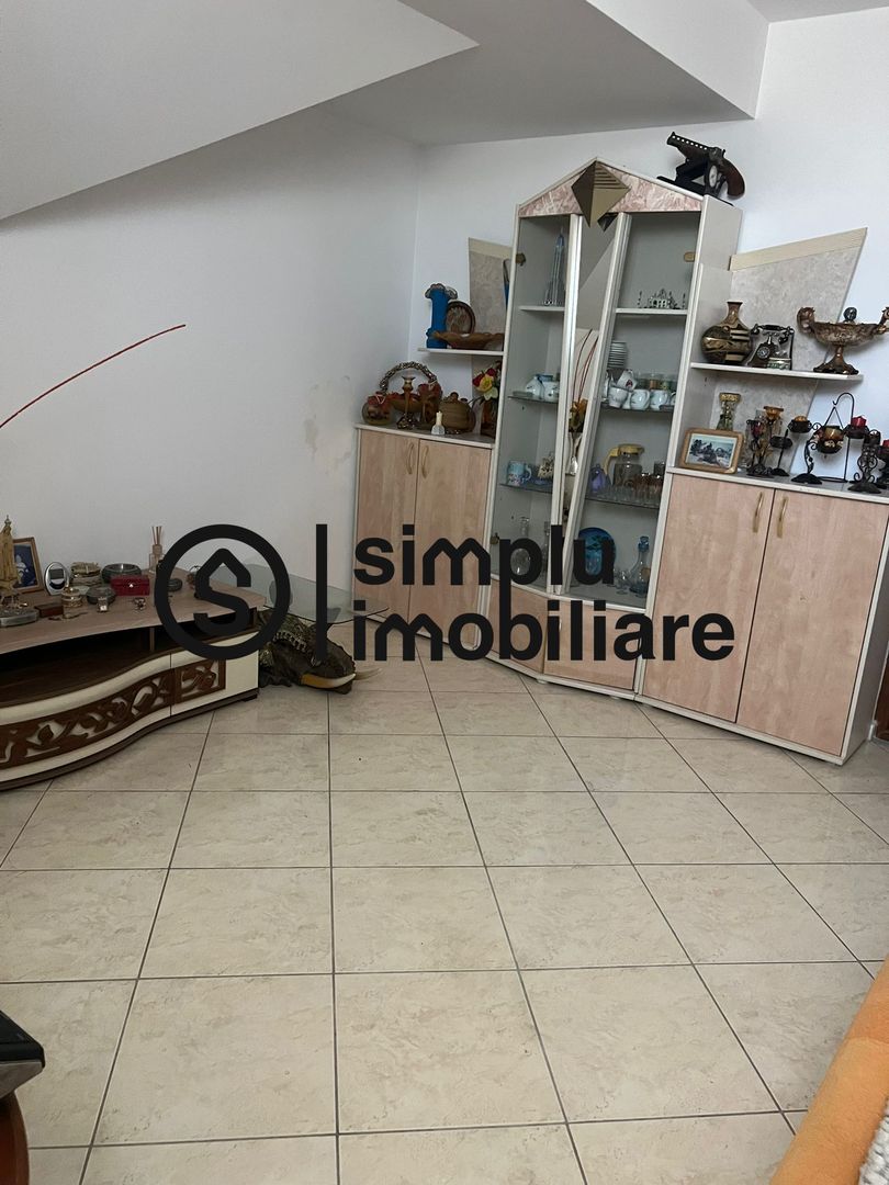 Vila S+P+1+M Lapus, str Paunitei - Poză 82