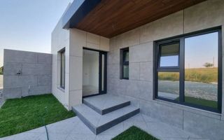 CASĂ DE VÂNZARE – VALU LUI TRAIAN - Poză 1