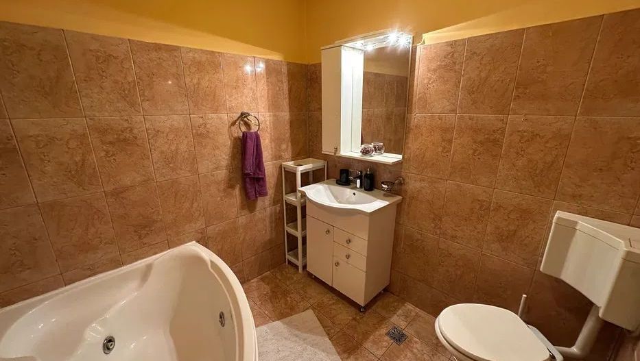 2 camere semidecomandat, 56mp, loc parcare inclus, Metrou Dristor 1 - Poză 5