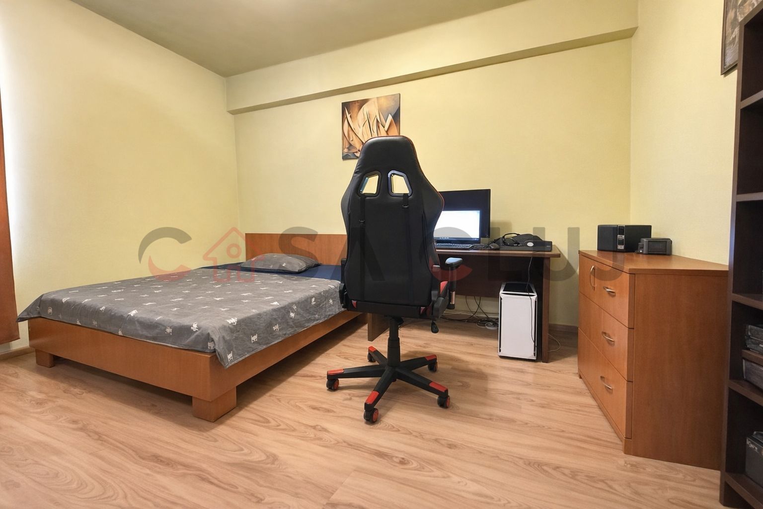 2 camere, Horea, Facultatea de Litere - Poză 1