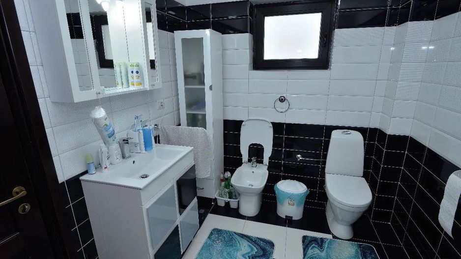 Casa individuala 7 camere Targu Neamt - Poză 9