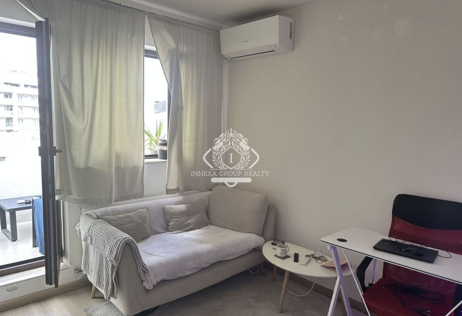 Garsoniera dubla - complet renovata | Dacia | Mobilata si utilata | Terasa, boxa - Poză 1