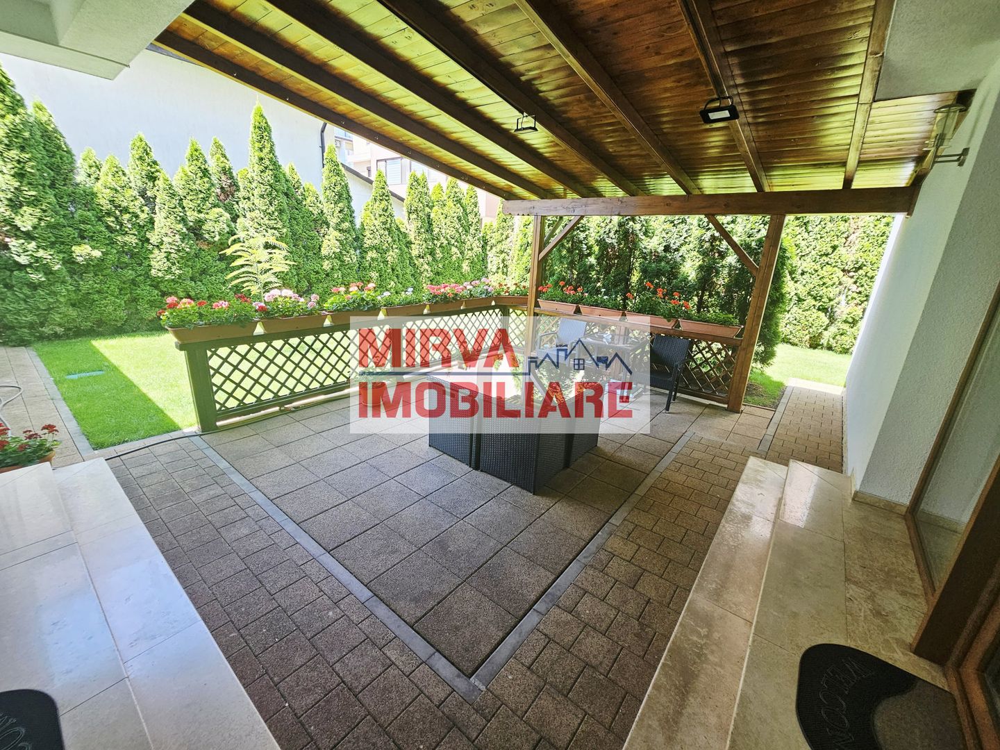 🏡 Casă de Lux cu Design Exclusivist – Eleganță, Rafinament și Confort - Poză 5