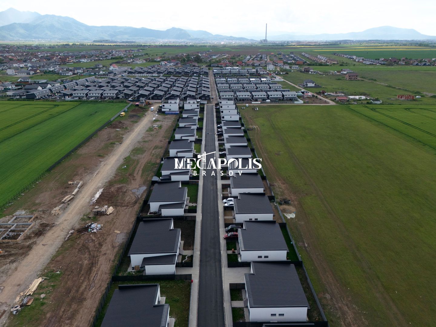 Casă 4 Camere | Parter | Drum Asfaltat | Intabulată | Credit | Izvor - Poză 45
