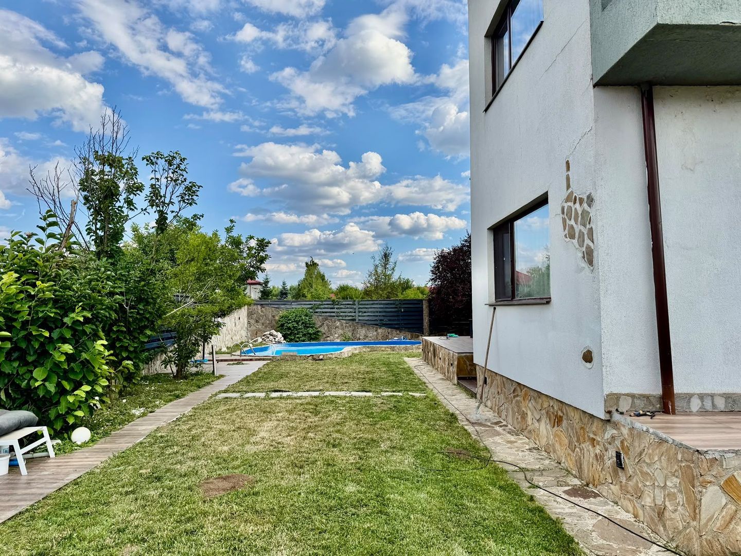 Casă elegantă cu piscină și curte generoasă – Otopeni Ferme - Poză 15