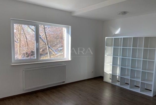 Apartament spațios cu priveliște deosebită în zona Grigorescu - Poză 4
