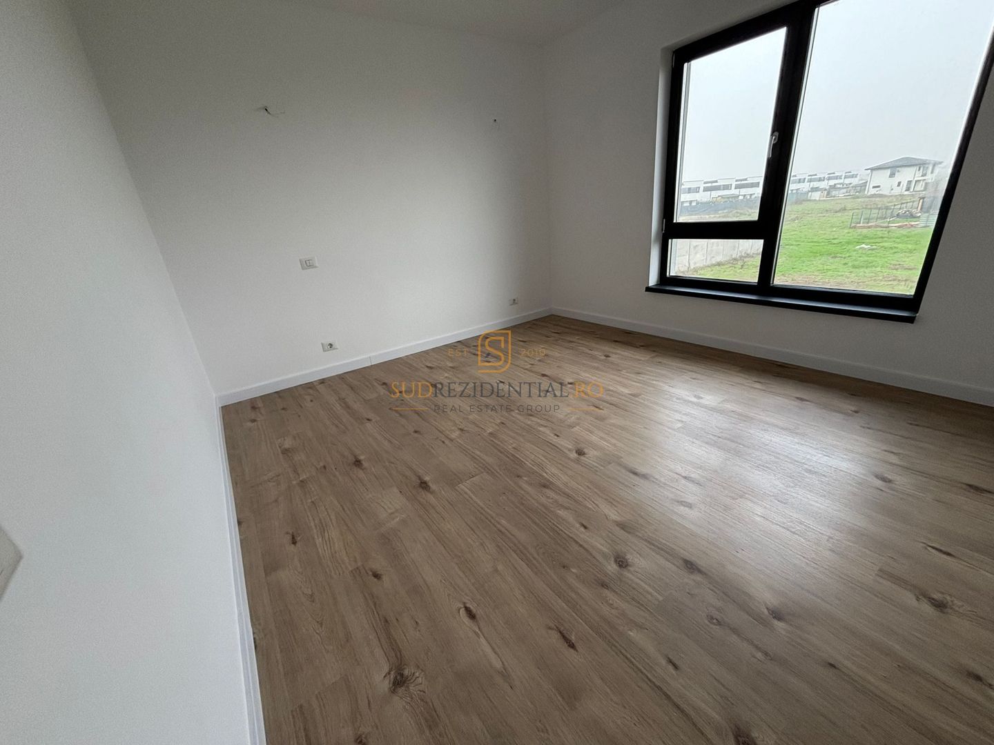 Casa individuala P+1, curte libera 350 mp, zona Berceni-Vidra, Ilfov - Poză 9