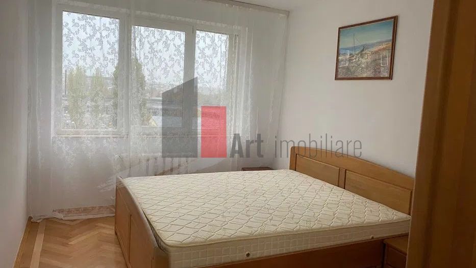 Apartament cu 3 camere de inchiriat in zona Grivitei/Grivita - Poză 1