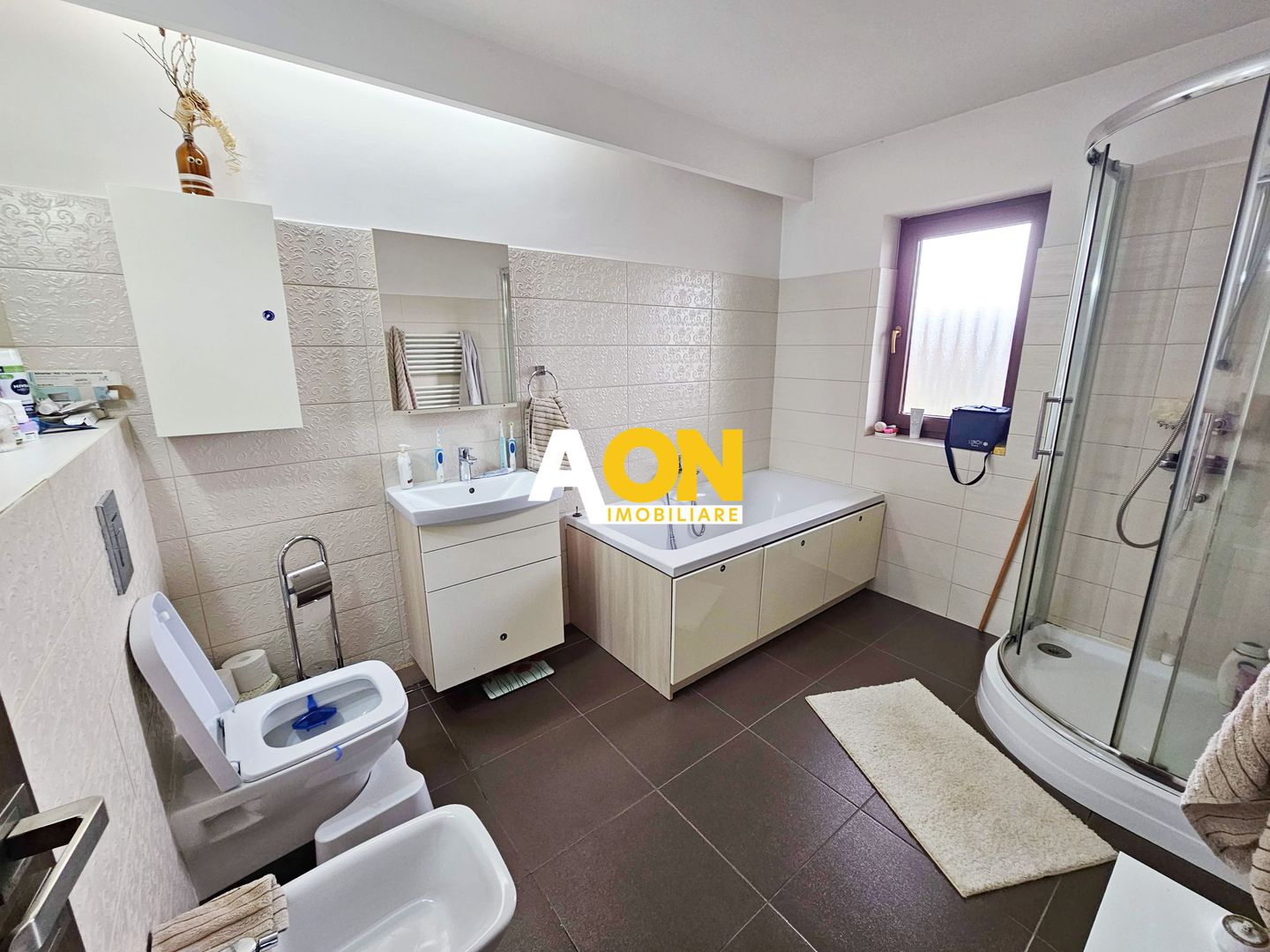 Casa 4 camere, mobilata, utilata, 500 mp teren, asfalt, Alba-Micesti - Poză 12