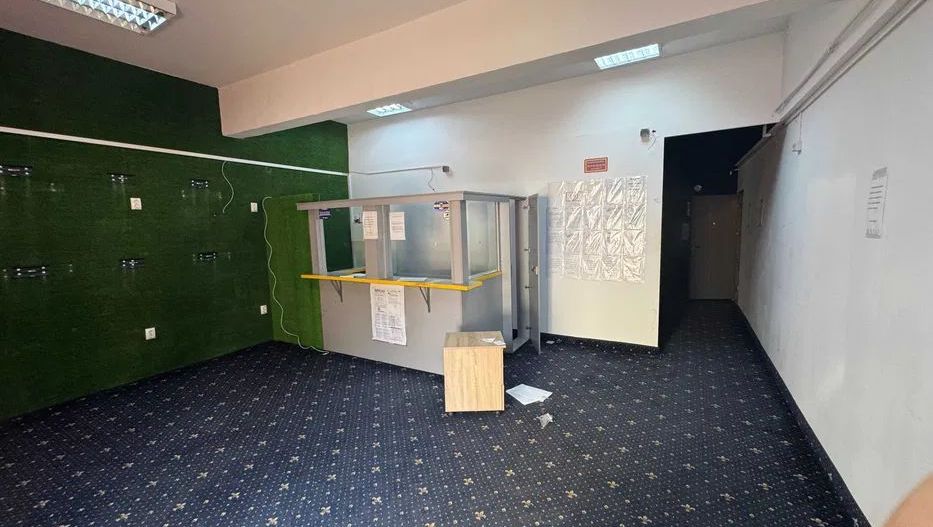 Spatiu comercial 60 m.p. in Complex Baicului stradal - Poză 4