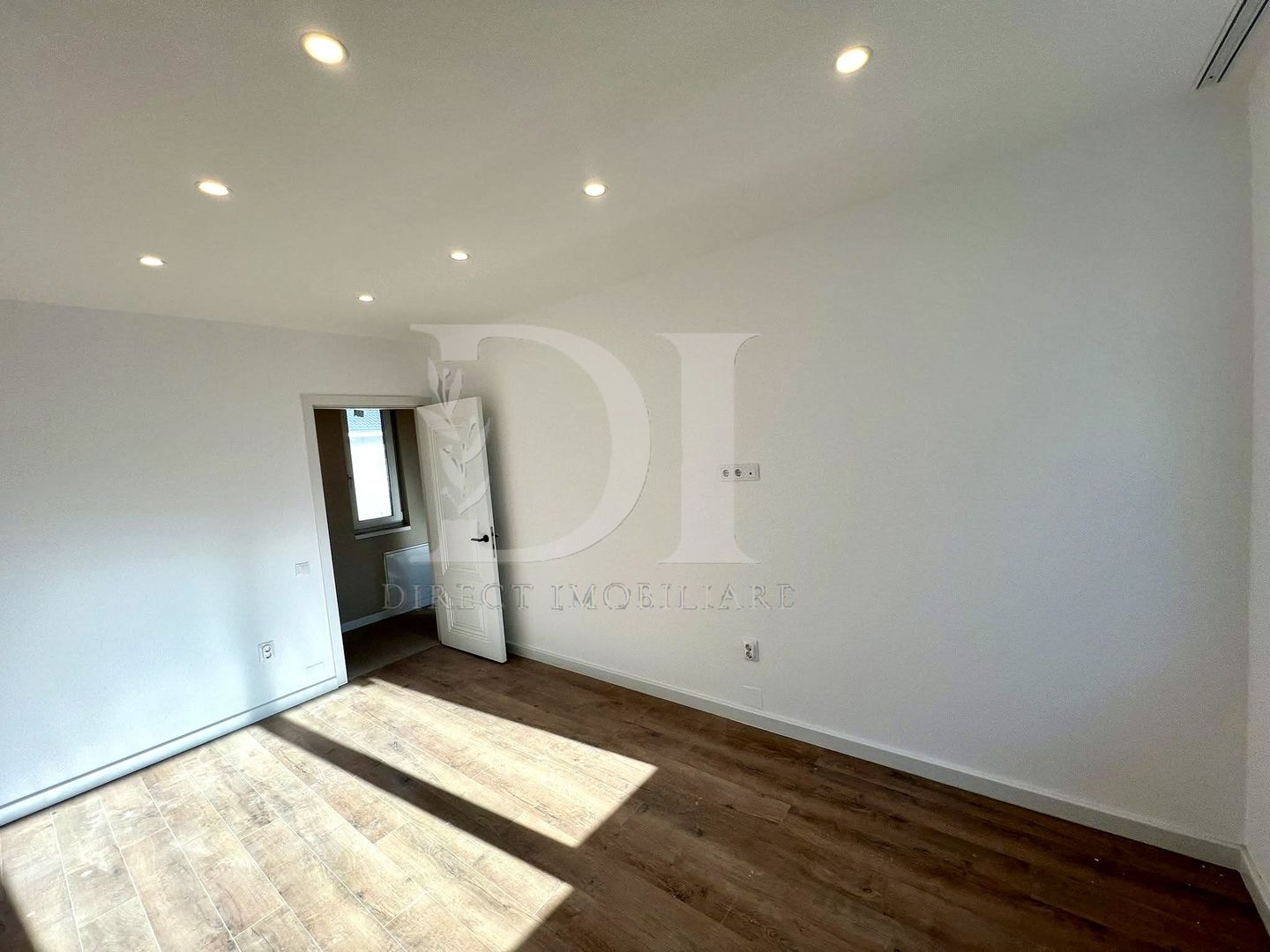 Duplex ultrafinisat / Zona Terra - Poză 17