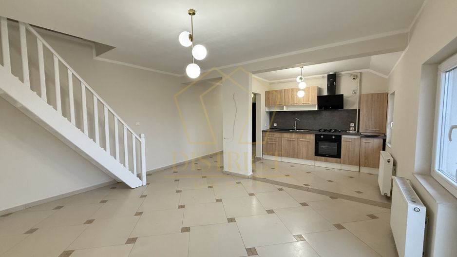 Apartament cu 3 camere | Zona Dambovita - Poză 1