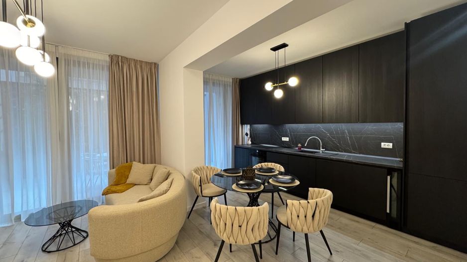 Win Herăstrău | Închiriere Duplex 3 camere - Poză 1