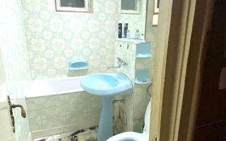 Apartament ultracentral 4 camere cu loc de parcare privat - Poză 9