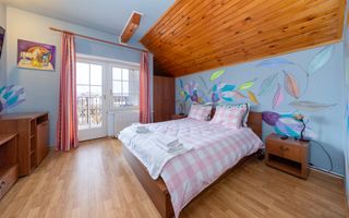 Pensiune de vânzare în Râșnov | 14 camere | 427 mp - Poză 13