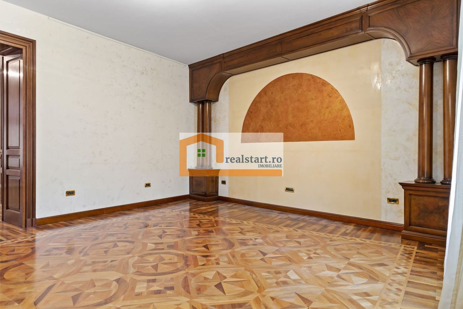 Ultracentral, ideal investitie, spatii birouri sau rezidenta, mixt - Poză 13