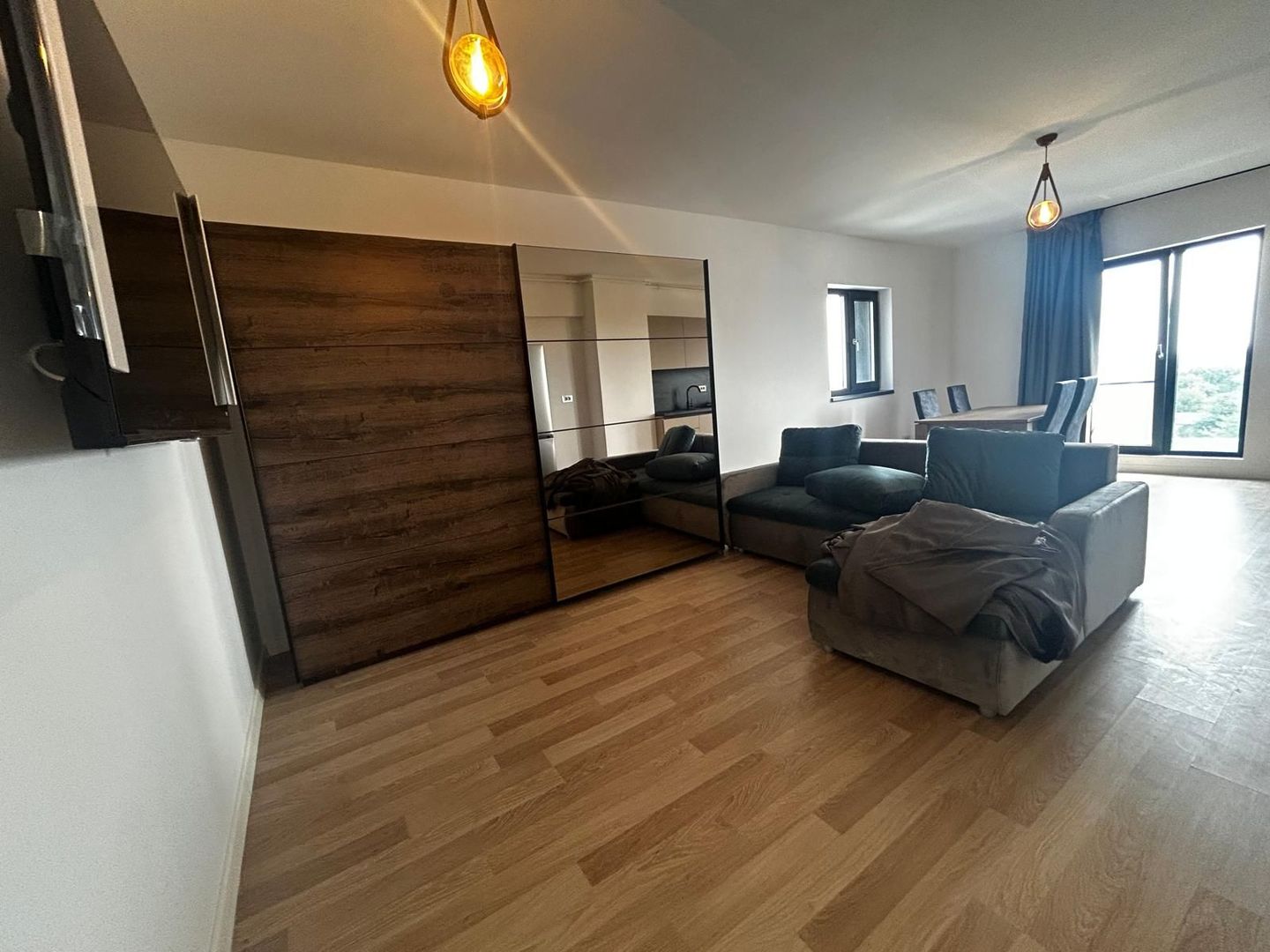 South Side Residence - Poză 7