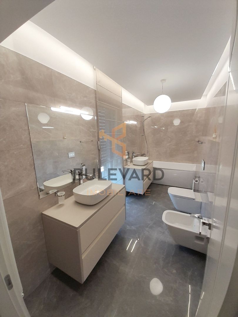 Penthouse de lux 150 mp utili + 200 mp terasa + 2 parcari subterane - Poză 12