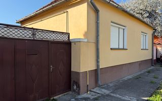 Casa 3 camere,singur in curte,360 mp teren - Halchiu/Brașov - Poză 1
