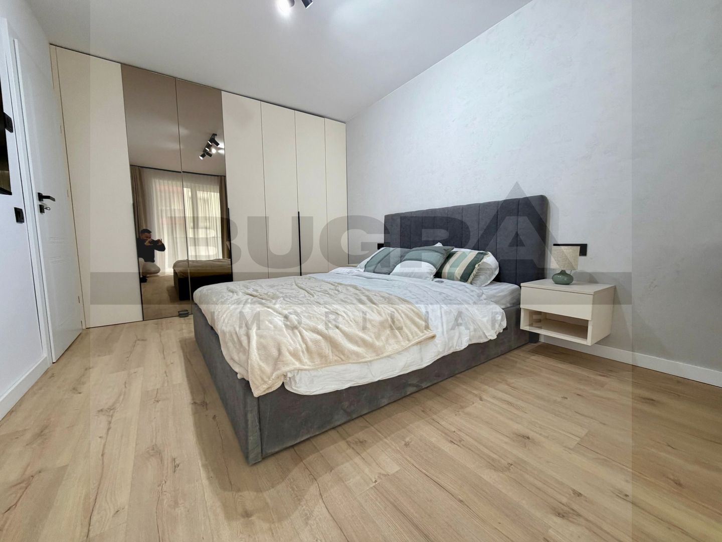 Apartament 2 camere, finisat, parcare, zona Elite - Poză 8