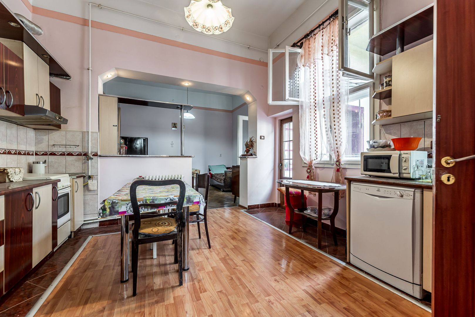 Apartament 3 camere, etaj 1, ultracentral (clădire cu 4 apartamente) - Poză 9