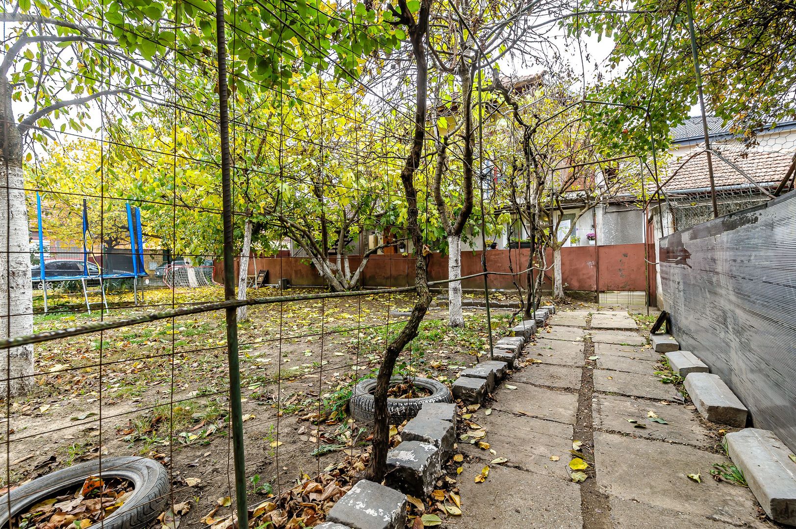 Șansă pentru familie mare apartament la casă, cu teren, Bujac. - Poză 11