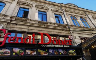Garsonieră 40mp în Centrul Istoric – Str. Selari nr. 2, imobil fara risc seismic - Poză 2