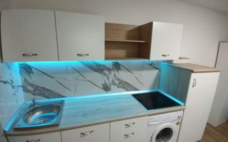 Garsoniera complet utilata/ mobilata etaj 3 - Poză 1