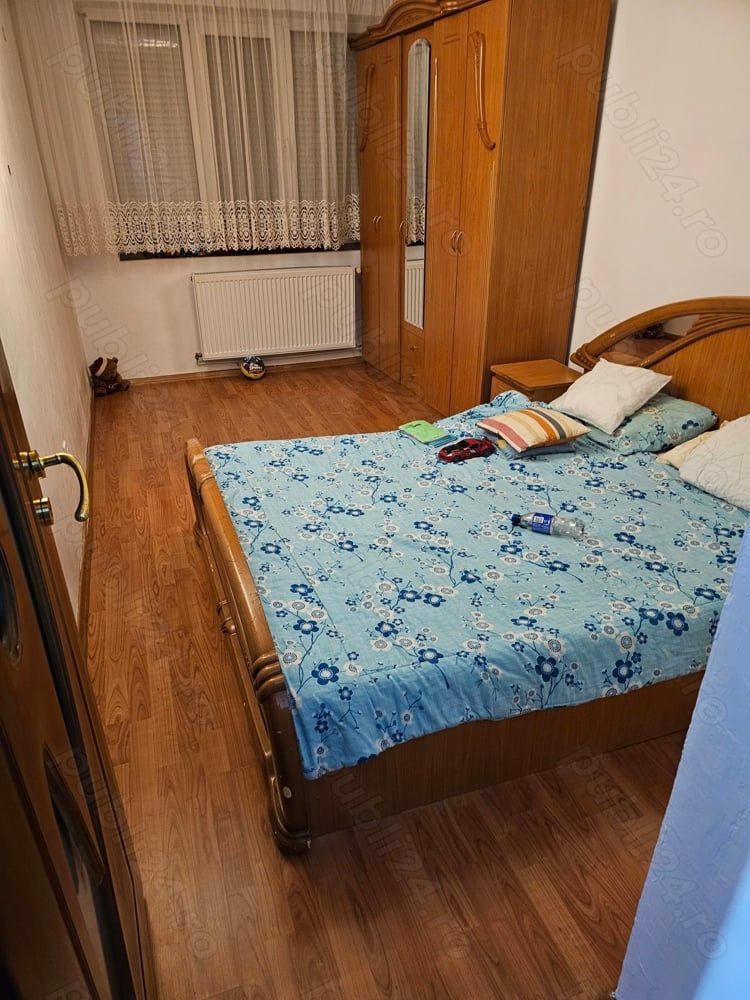 BRASADAS vinde ap 3 cam etaj 4/4. - Poză 3