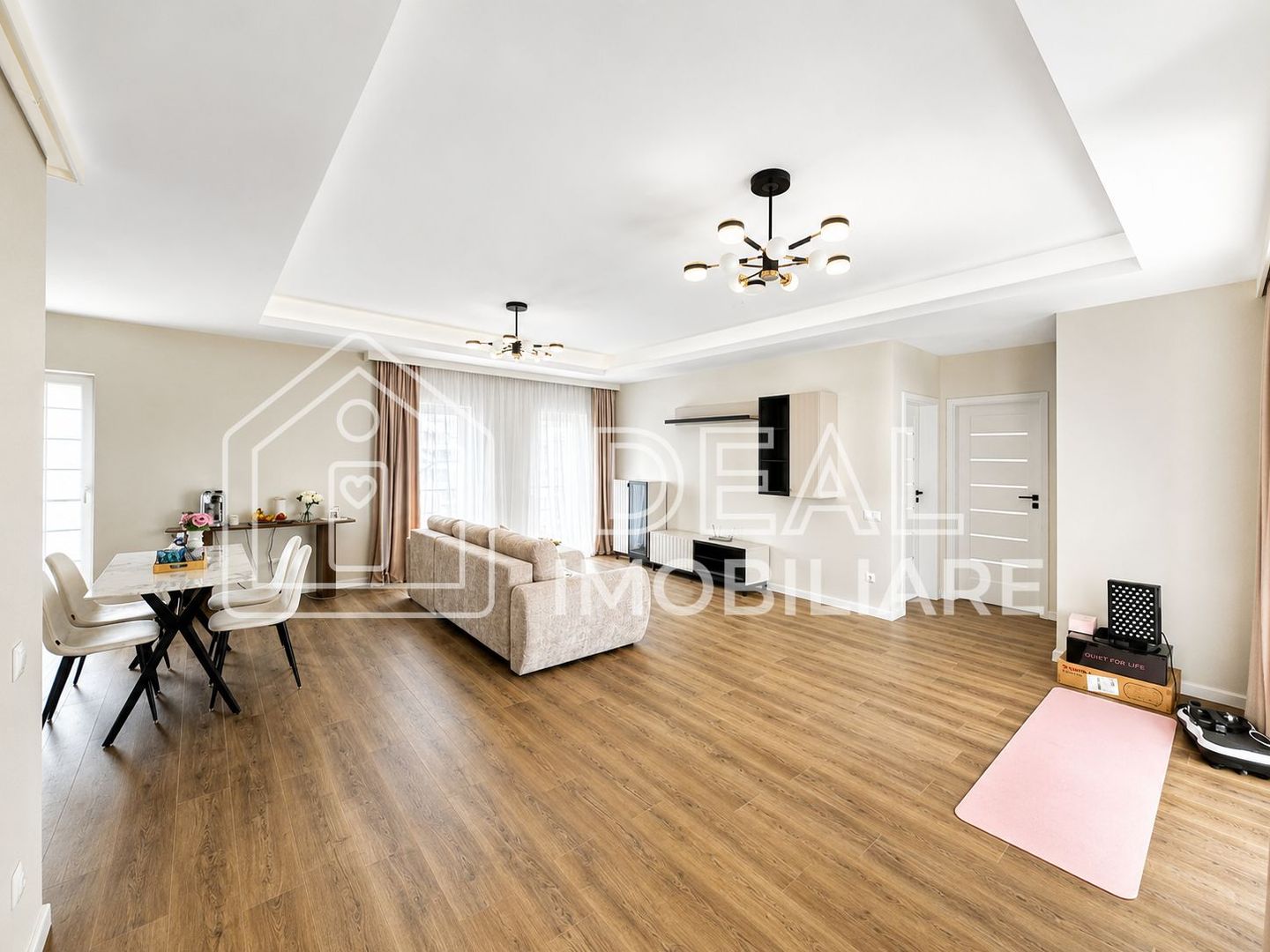 Apartament modern cu 3 camere, la cheie – zona Doamna Stanca - Poză 1