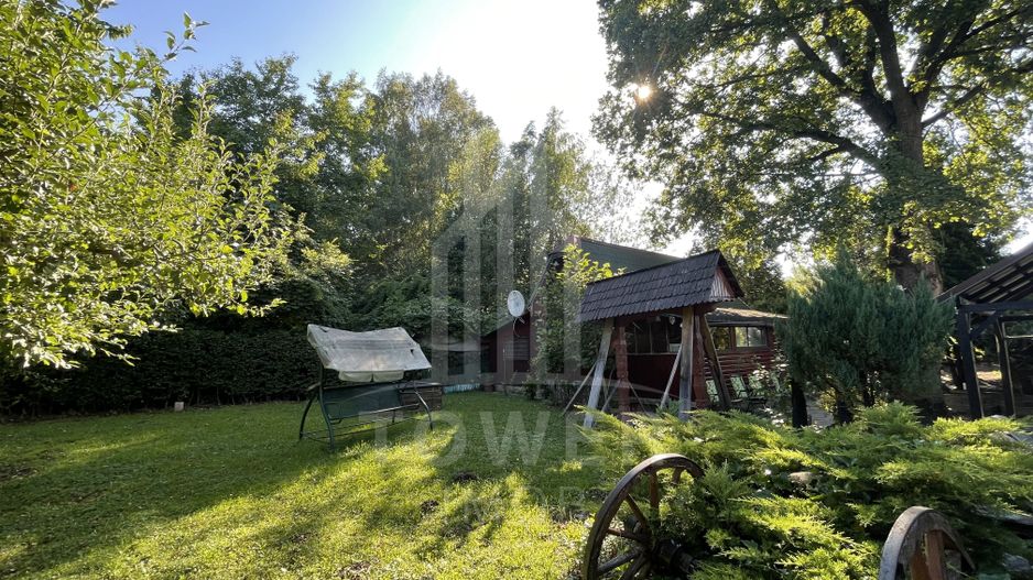 Teren deosebit cu cabană din lemn, Tocile – locație liniștită - Poză 17