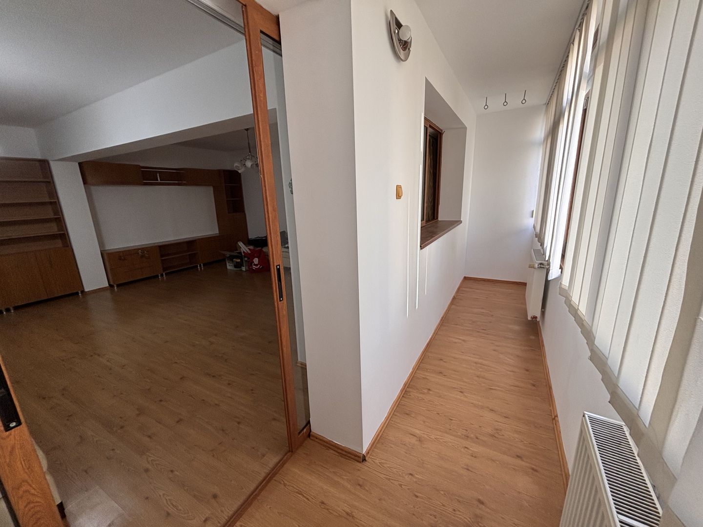 Apartament 3 camere – Bulevardul Dunarea, stradal, etaj 3, decomandat - Poză 9