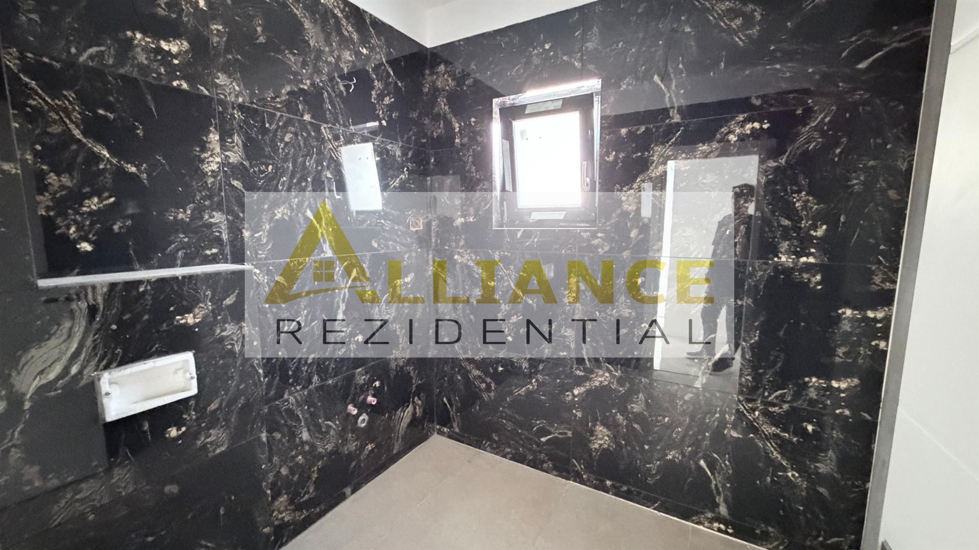 Strada Miorita - Casa individuală cu 5 camere - 430mp teren - Poză 9