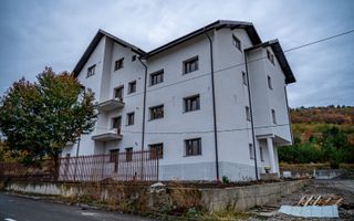 Apartament cu doua camere in bloc nou zona Pietricica. - Poză 1