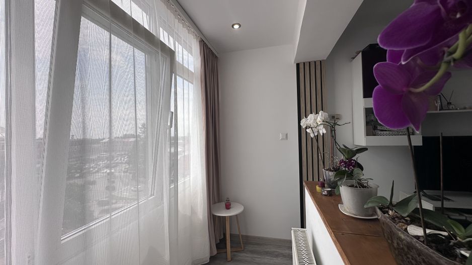 Primitor și luminos! Vânzare apartament cu 2 camere în M6, Târgoviște. - Poză 11