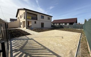 Casa de vanzare in Tunari | tip duplex P+1E + pod | Zona centrala - Poză 1