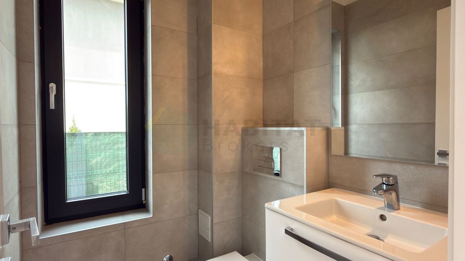 Vilă modernă cu 5 camere de închiriat în Corbeanca - Poză 3
