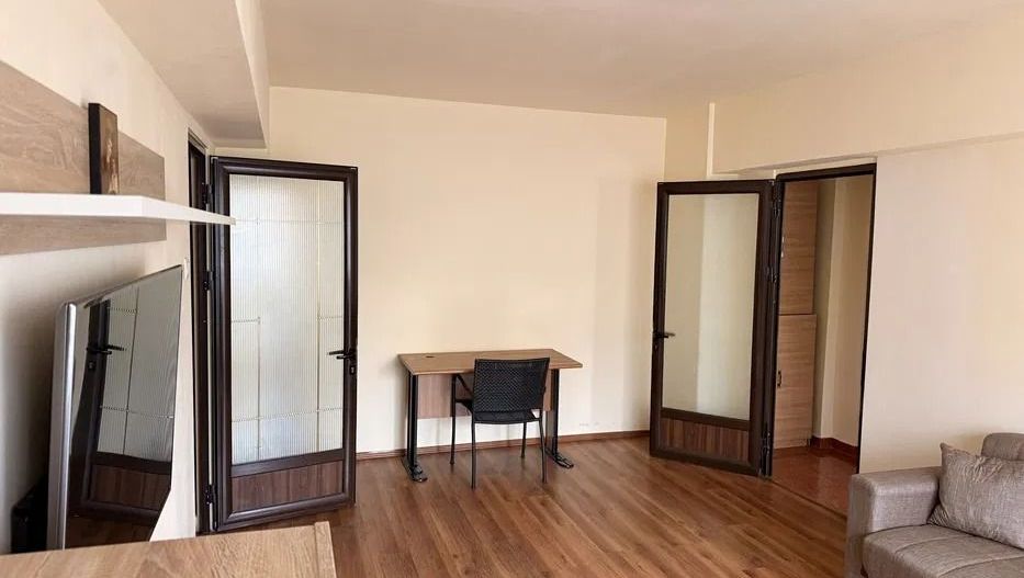 AP. 3 CAMERE CRANGASI, DOG-FRIENDLY, BUCATARIE INCHISA, METROU 5 MIN - Poză 3