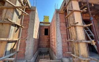 Duplex despărtit prin cameră tehinca Mosnita Noua - Poză 7