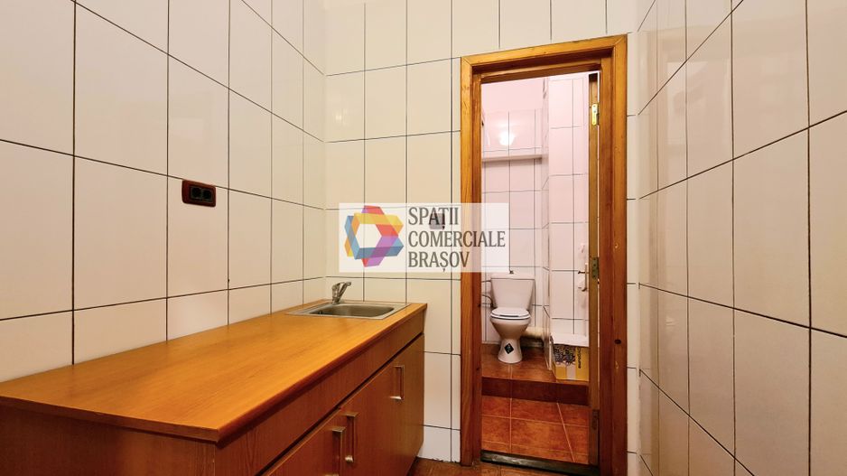 Spatiu birouri de închiriat Brasov - 68 mp  # spatii-comerciale-brasov.ro - Poză 8